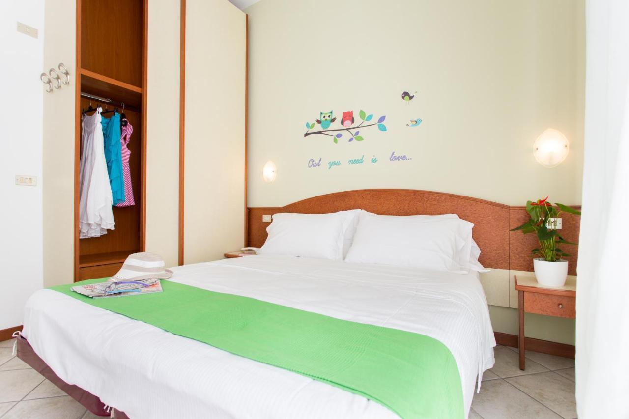 B&B Isabella Мілано-Маріттіма Екстер'єр фото